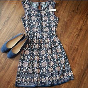 Max Studio Dress Navy Floral Travel  Cottagecore Small NWT